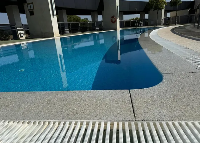 Cotur 327 Parking Gratuito 코르도바